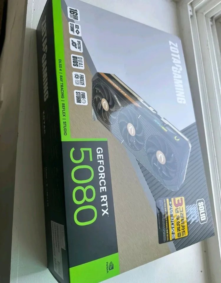ZOTAC RTX 5080 Solid OC 16GB 미사용품 - 안심되는 중고거래