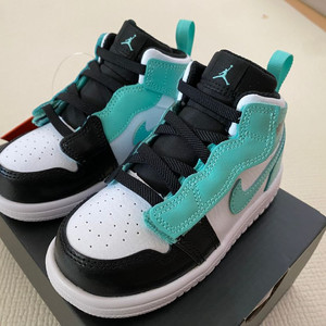 (가격인하)한정판 조던1 미드 트로피컬 트위스트(TD) 140mm 이미지