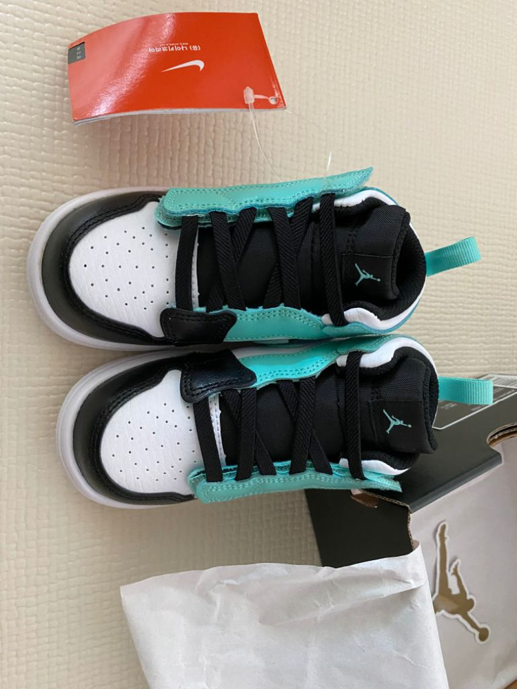 (가격인하)한정판 조던1 미드 트로피컬 트위스트(TD) 140mm 이미지