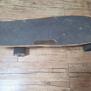 전동 스케이트보드 이미지