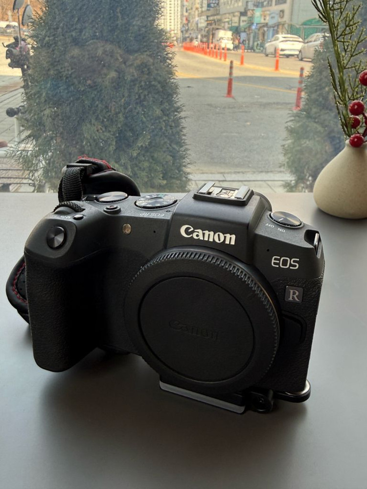캐논 eos rp + 정품 렌즈 2종류 + 감성렌즈 이미지
