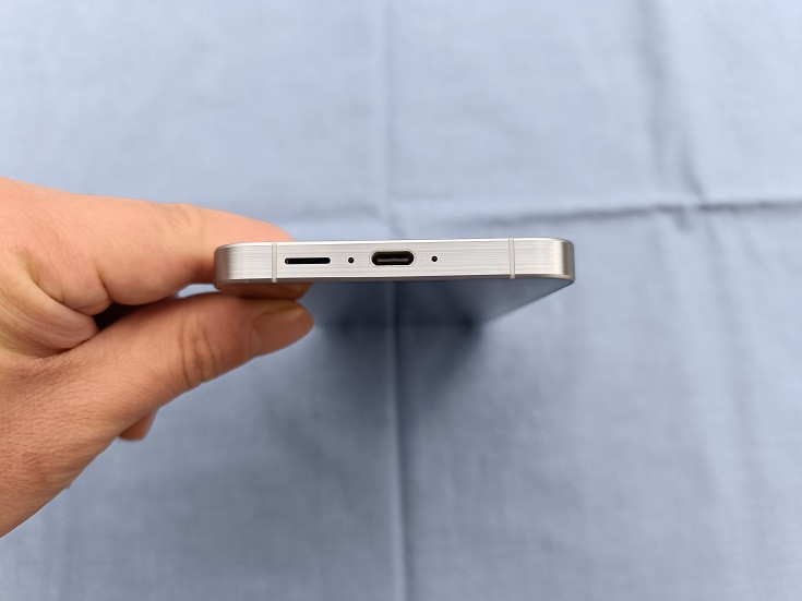 갤럭시 퀀텀 5 아이스블루 단품 (케이스 + 유리필름 증정)--5