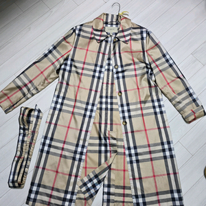 버버리 바람막이코트 레인코트 UK8 운포