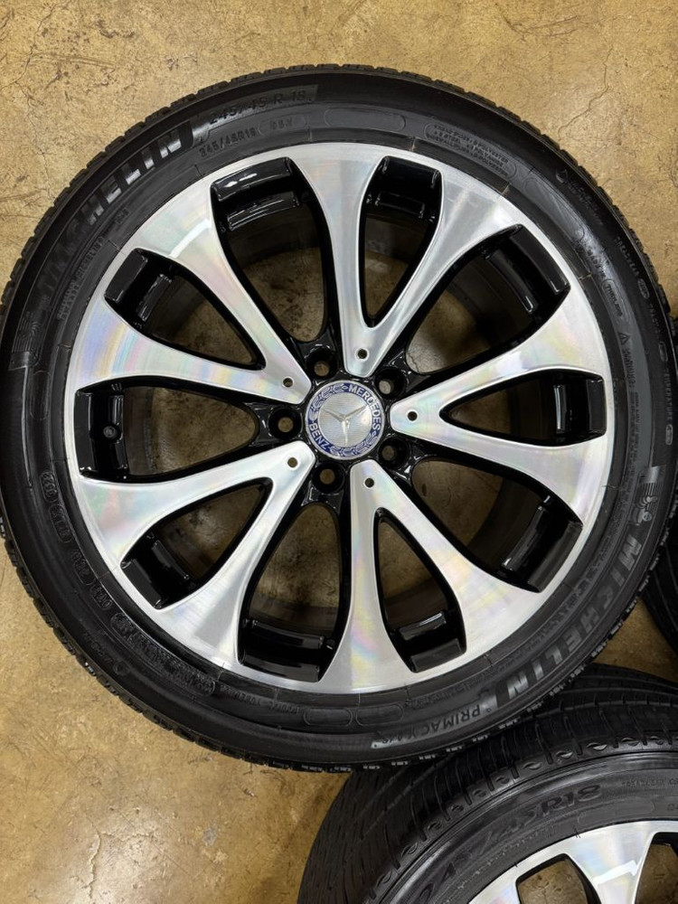 벤츠 E클래스 W213 18인치 정품 휠타이어 팝니다 이미지