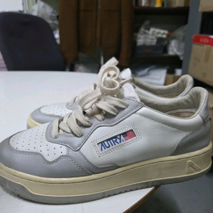 오트리 정품 메달리스트 그럭이 265사이즈 이미지