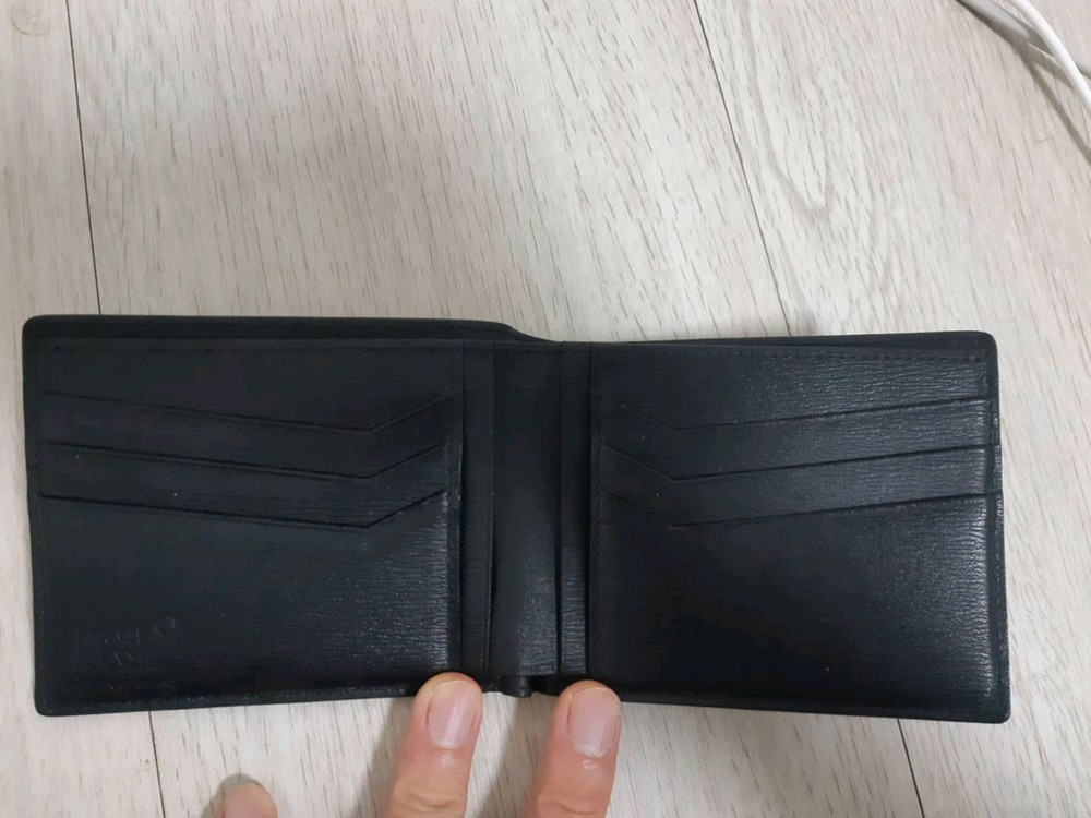 몽블랑 반지갑 이미지