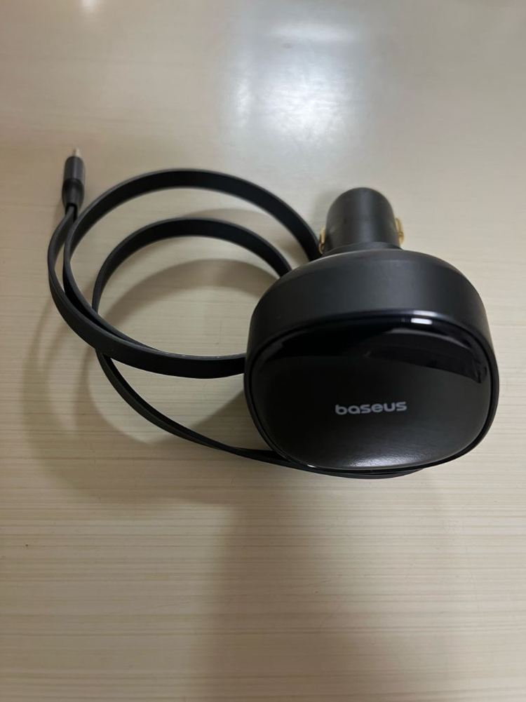 베이스어스 차량용 초고속 충전기 시거잭 C타입 60W 릴케이블--1