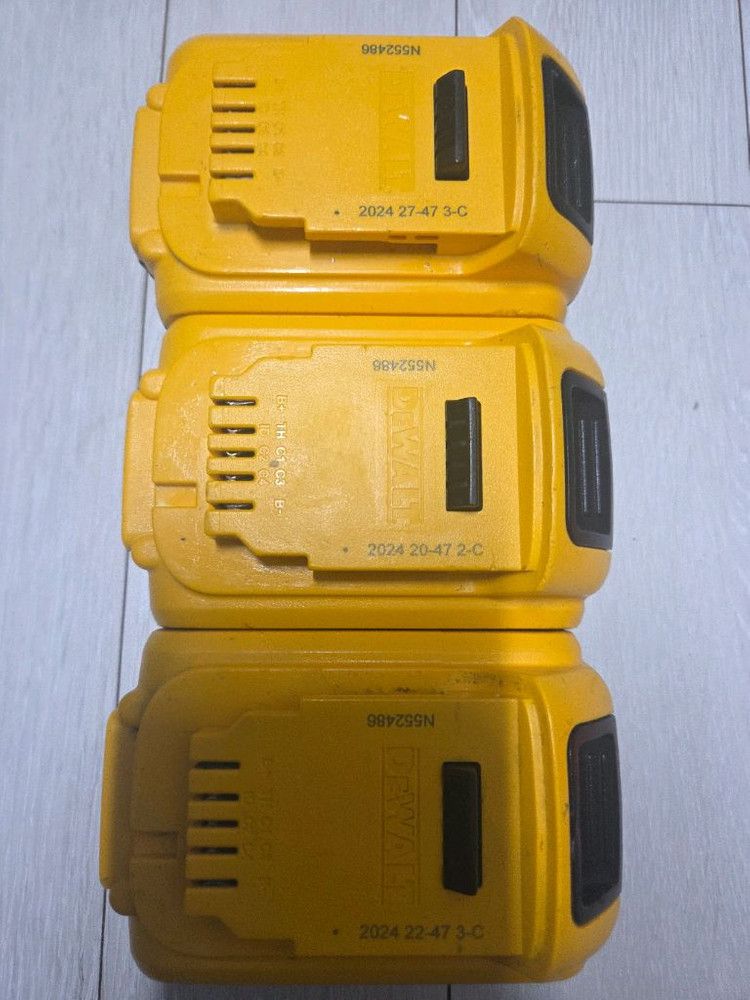 디월트 정품 배터리 5.0--2