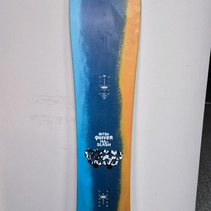 나이트로 파우더용 스노우보드 데크 162 팝니다 이미지