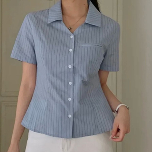 리리앤코 반팔 블라우스 이미지