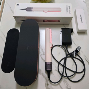 다이슨 에어스트레이트너 이미지