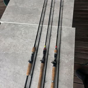 배스 낚시대 세트 이미지