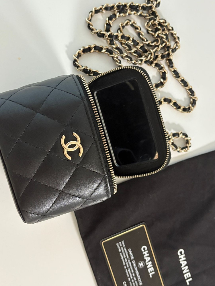 샤넬 램 스킨 베니티 스몰 숄더백 AP2198 이미지