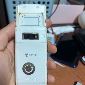 lg-sh150a 싸이언 스톰폰 부품용 이미지