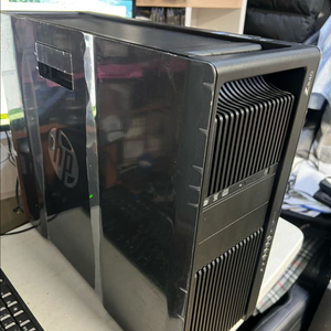 HP Z840 워크스테이션 Xeon E5-2690 v3 이미지