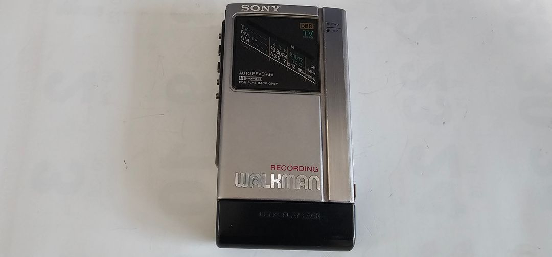 SONY WM-F404 워크맨 작동품--2