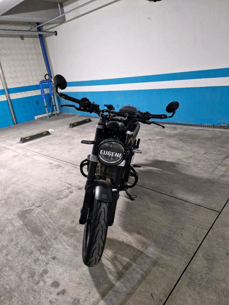 허스크바나 스바르트필렌 401(2021년식) 이미지