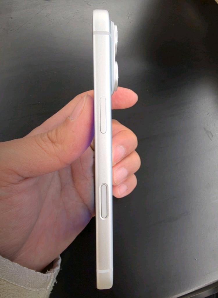 아이폰17프로 256G 실버 자급제 판매합니다--8