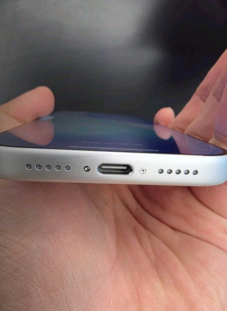 아이폰17프로 256G 실버 자급제 판매합니다--4