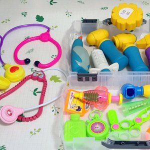 장난감 병원놀이 세트