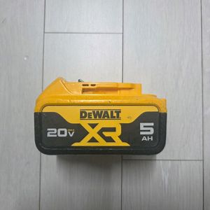 디월트 정품 배터리 5.0