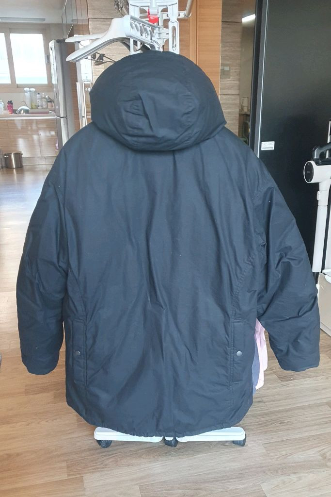 헨리코튼x스펙테이터 블랙 패딩 100 이미지