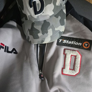 내야 글러브 구해요 이미지