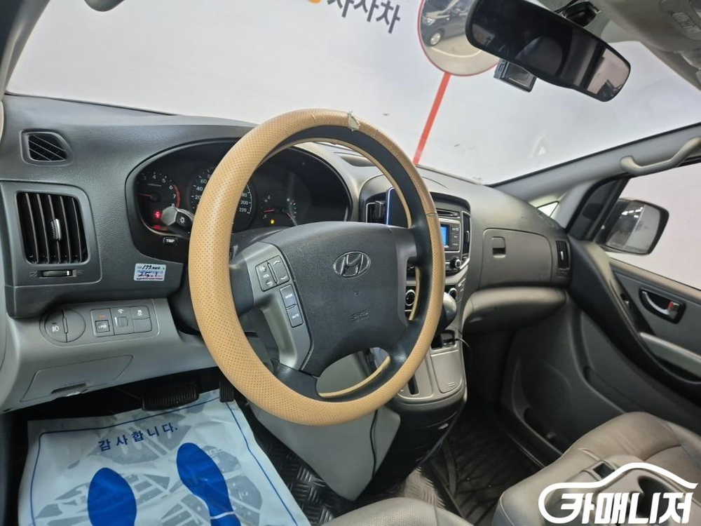 [현대]더 뉴 그랜드 스타렉스 2WD 밴 3인승 LPi 스마트 (3인승) #3월급매 이미지