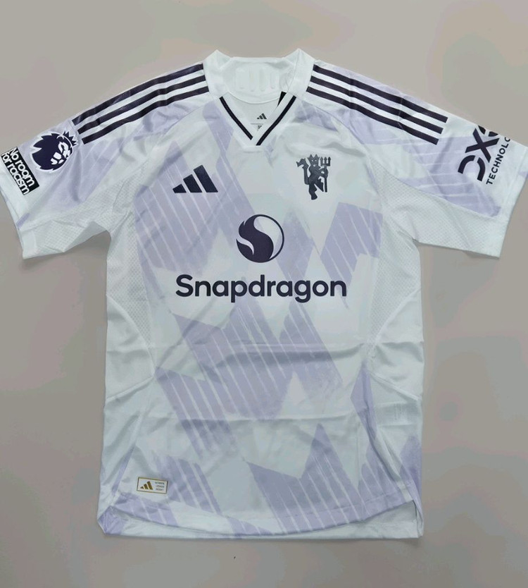 25 26 맨유 브루노 페르난데스 어웨이 유니폼 L 이미지