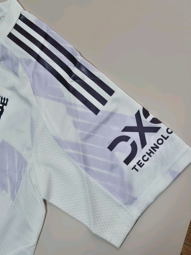 25 26 맨유 브루노 페르난데스 어웨이 유니폼 L 이미지