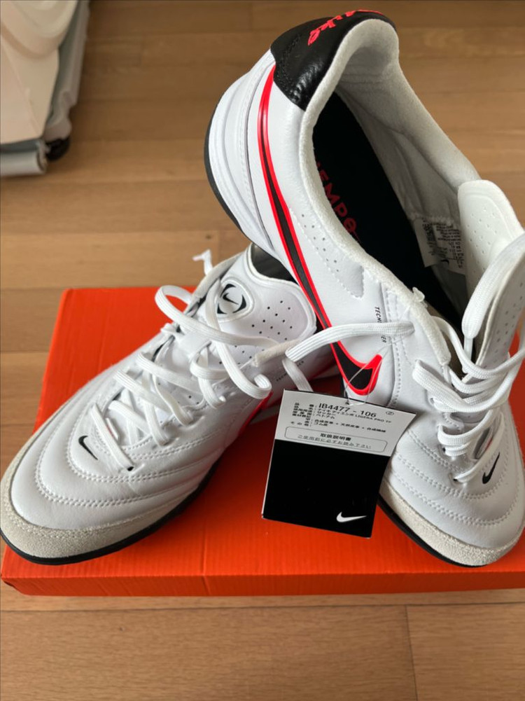 나이키 티엠포 리게라 프로 TF 275mm 새상품 판매합니다--1