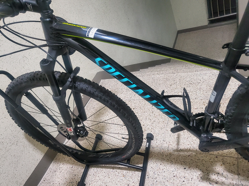 스페셜라이즈드 락하퍼프로 MTB--8