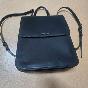 찰스앤키스 가죽 백팩