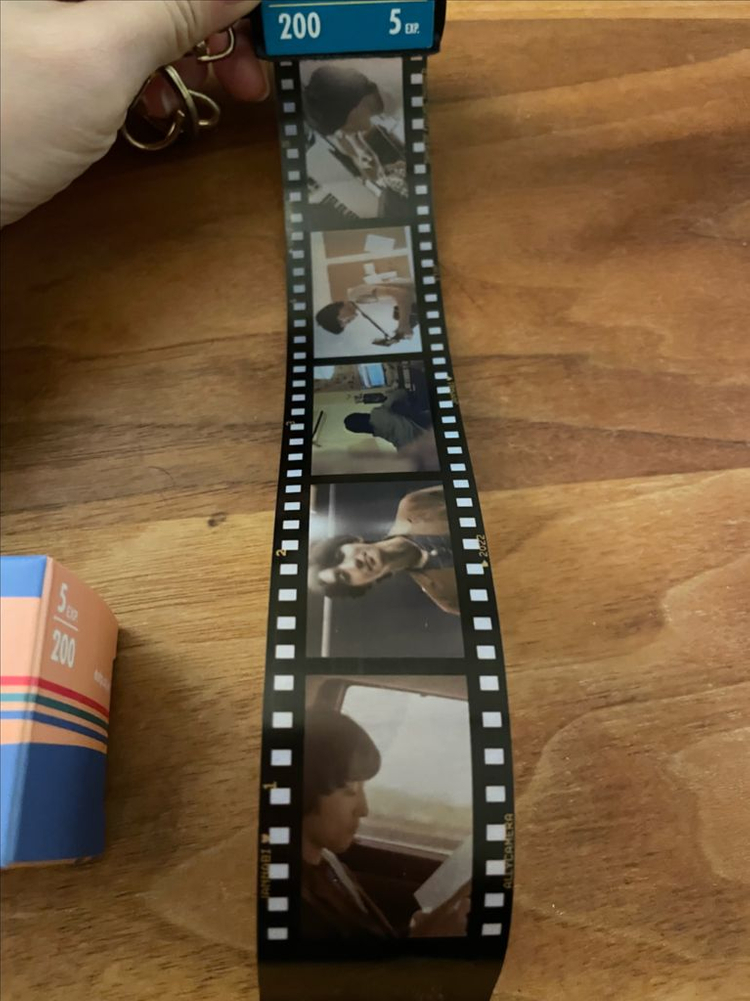 잔나비 최정훈 사진전 굿즈(필름 키링) 이미지