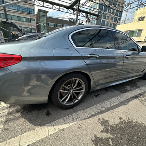 bmw G30 520D 18년식 판매합니다 m스포츠 플러스 등급 이미지