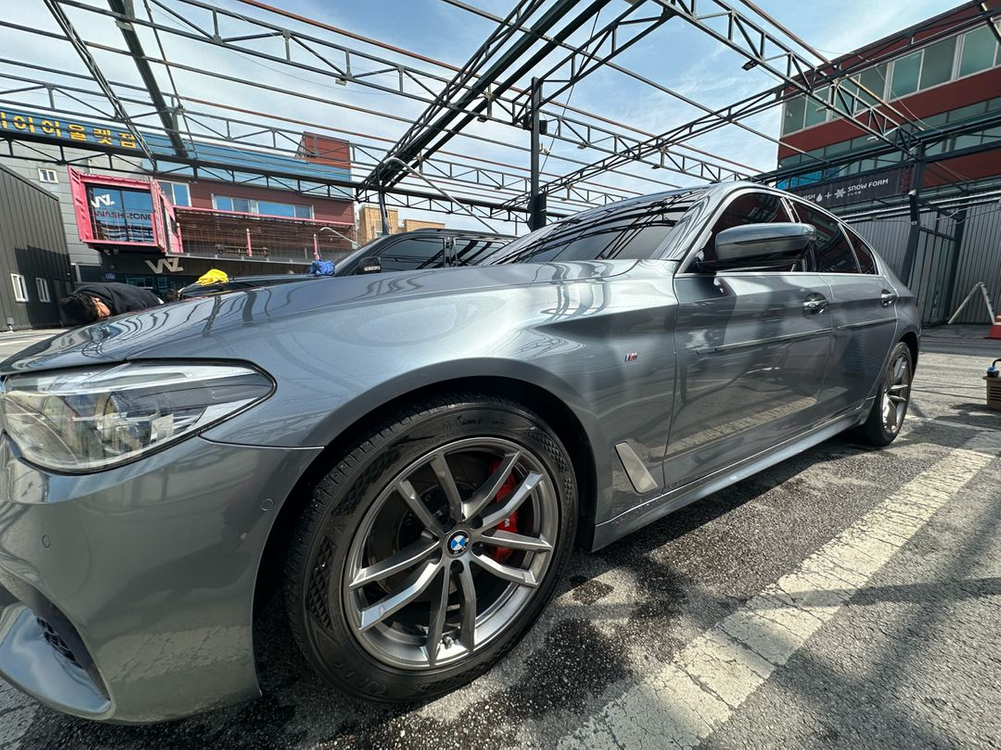 bmw G30 520D 18년식 판매합니다 m스포츠 플러스 등급 이미지