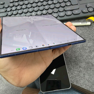 (1493)갤럭시z폴드7 512 판매