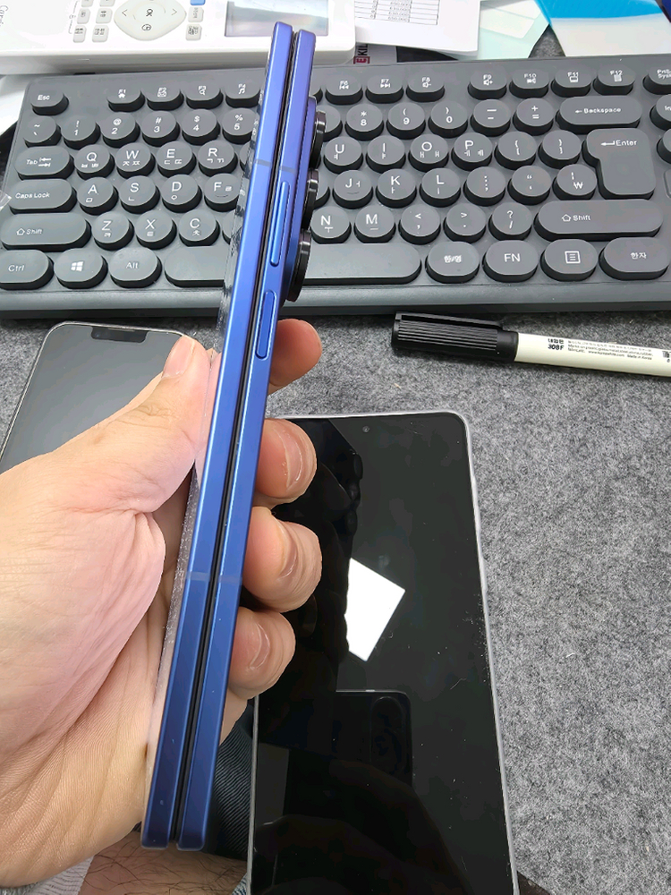 (1493)갤럭시z폴드7 512 판매--4