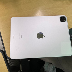 아이패드 프로 11 3세대 (128GB) + 짭플펜슬, 케이스 이미지