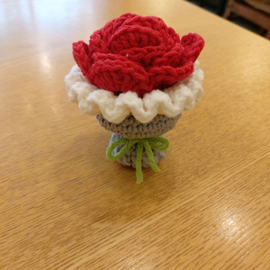 손뜨개 꽃다발 키링 핸드메이드