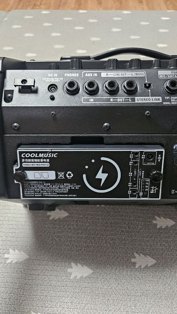 롤랜드 큐브 스트리트 EX 버스킹 앰프 스피커 2대 일괄 판매 이미지