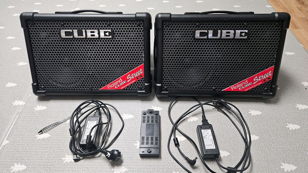 롤랜드 큐브 스트리트 EX 버스킹 앰프 스피커 2대 일괄 판매 이미지