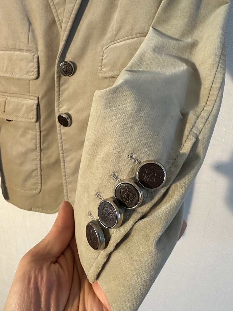 (국내매장판) 구찌 벨벳 블레이저 자켓 여성--2