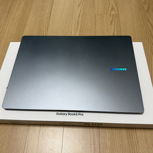 삼성 갤럭시북 5 프로 4TB 업그레이드 (신동품)(NT960XHA-K52AG)