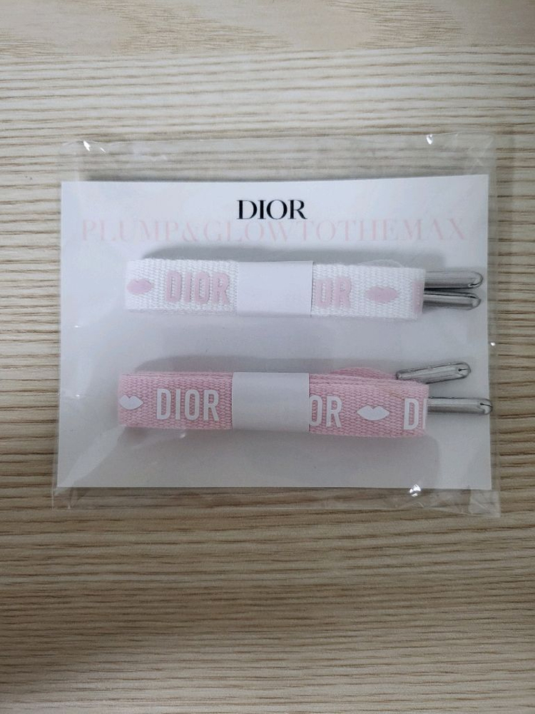 정품) 디올 스니커즈 끈 한정판 이미지