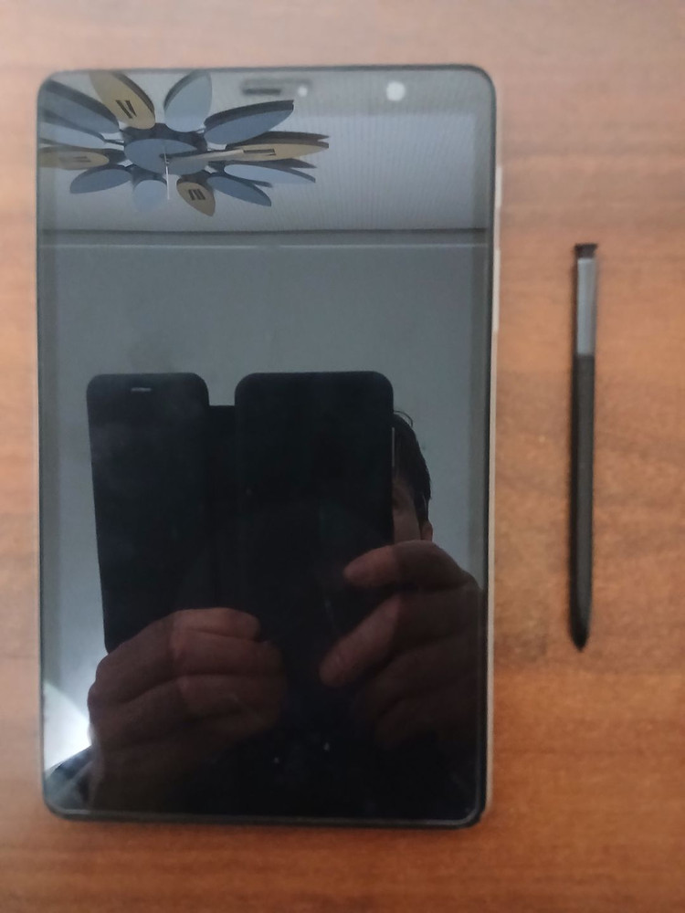 삼성 갤러시탭 A8.0 LTE with S-pen (SM-P205)--2