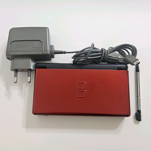 닌텐도 ds lite 크림슨 레드 (영어버전) 이미지