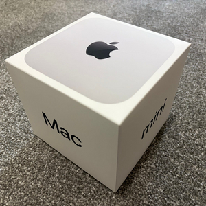 맥미니 M4 미개봉 신품 / 박스보관