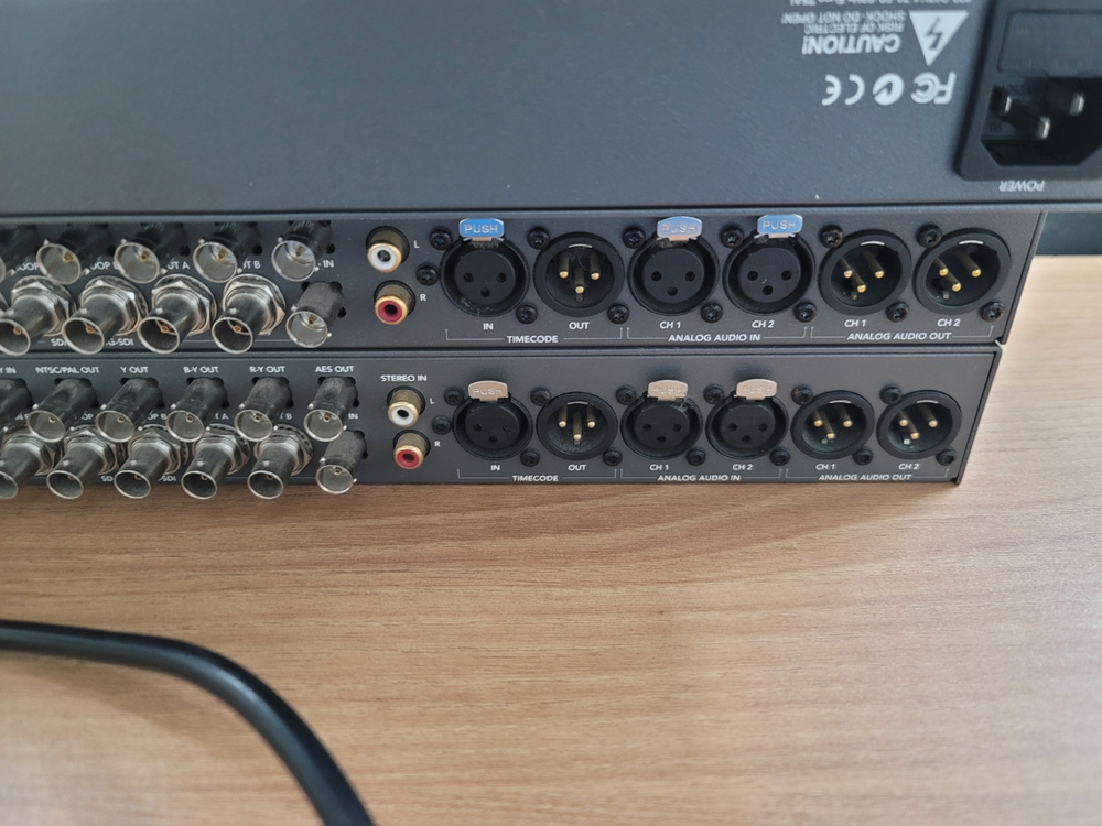 티브이로직 TVLOGIC LVM-246W 모니터 블랙매직 울트라스튜디오 4K 멀티독 Multidock--8