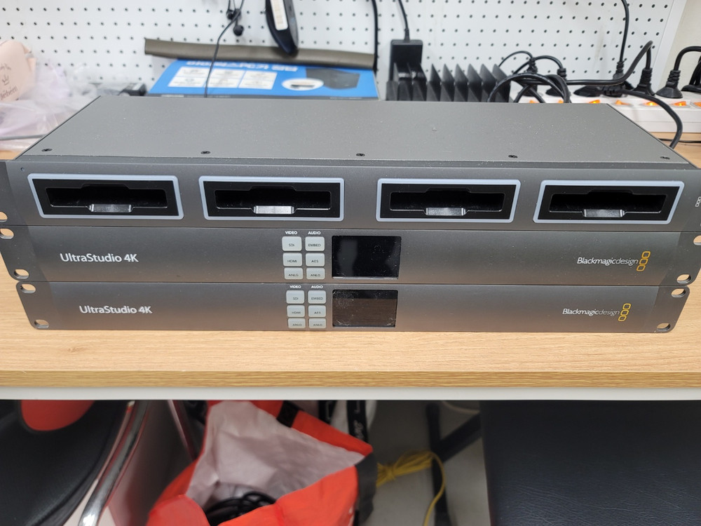 티브이로직 TVLOGIC LVM-246W 모니터 블랙매직 울트라스튜디오 4K 멀티독 Multidock--6